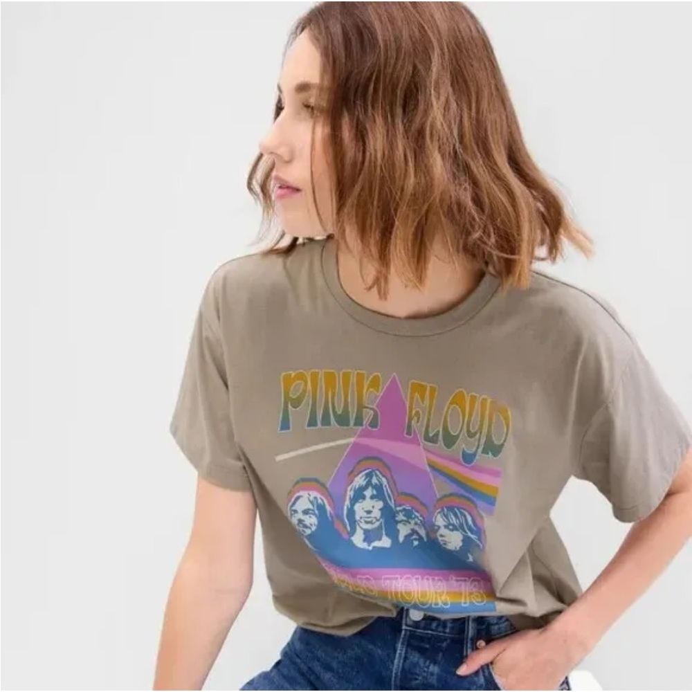 Pink Floyd Graphic Tee T Shirt NEW- Great Gift